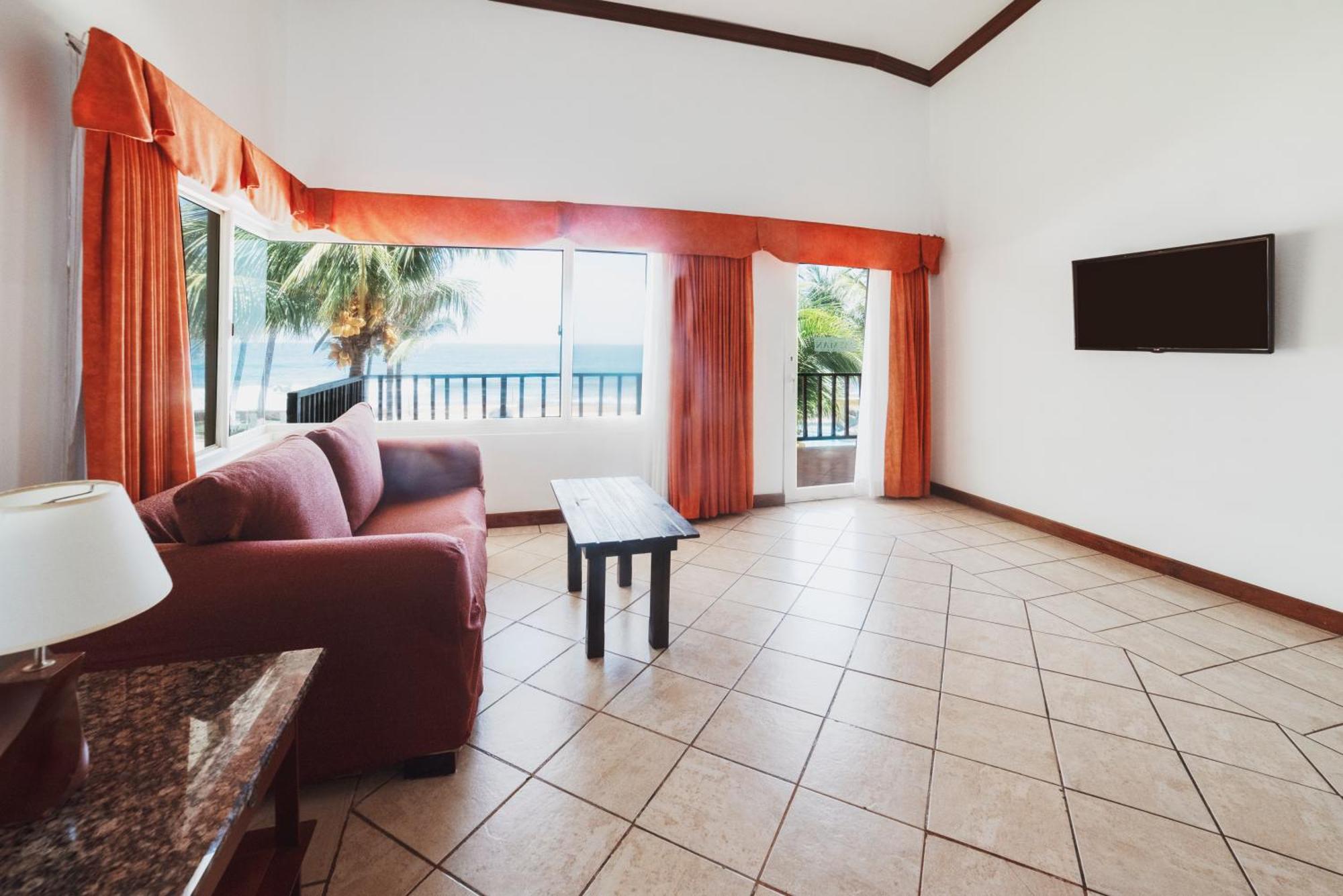 Hotel Cayman Suites Monterrico Bagian luar foto