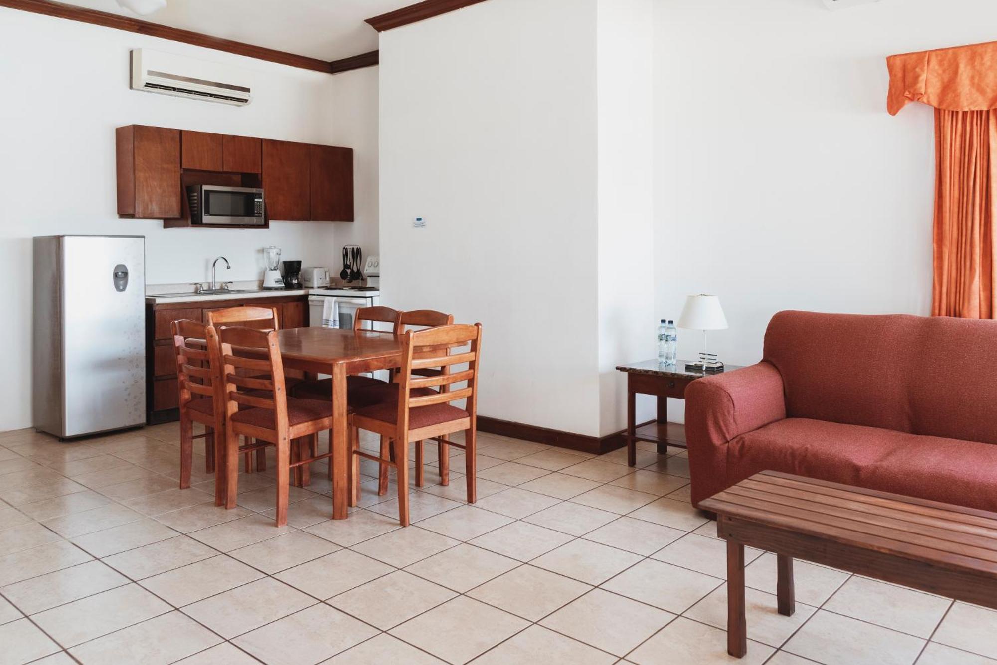 Hotel Cayman Suites Monterrico Bagian luar foto